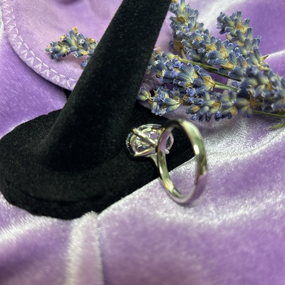 💍 ✈️ 💎 Exquisite stone! Travel Ring. Approx.. 3 1/2 carat Oval shape. #EA36 - Picture 7 of 8